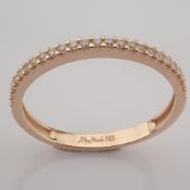 14K Rose/Pink Gold Ring - Swarovski Zirconia .