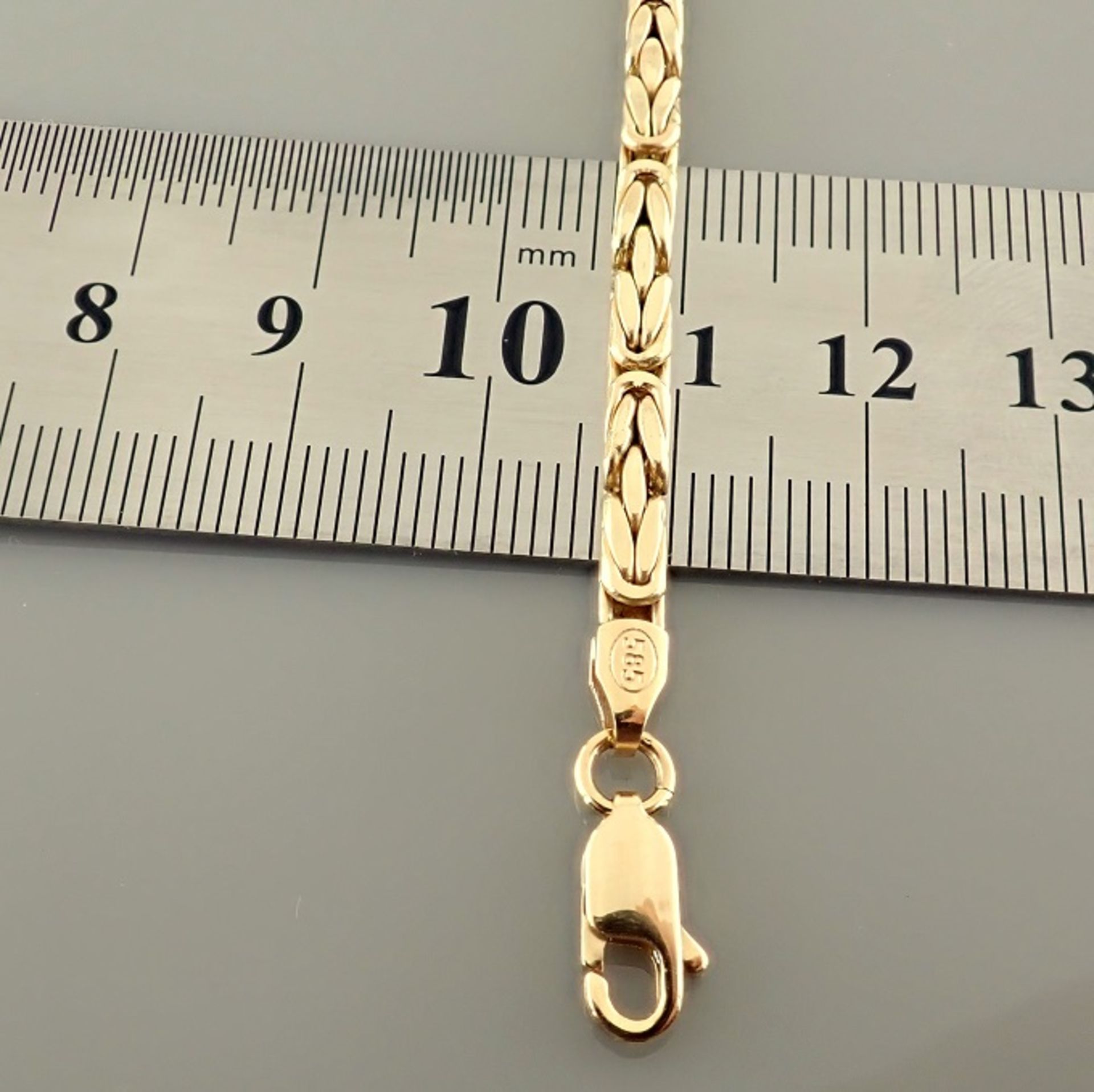 62 cm (24.4 in) Byzantine Chain Necklace. In 14K Yellow Gold - Image 3 of 3
