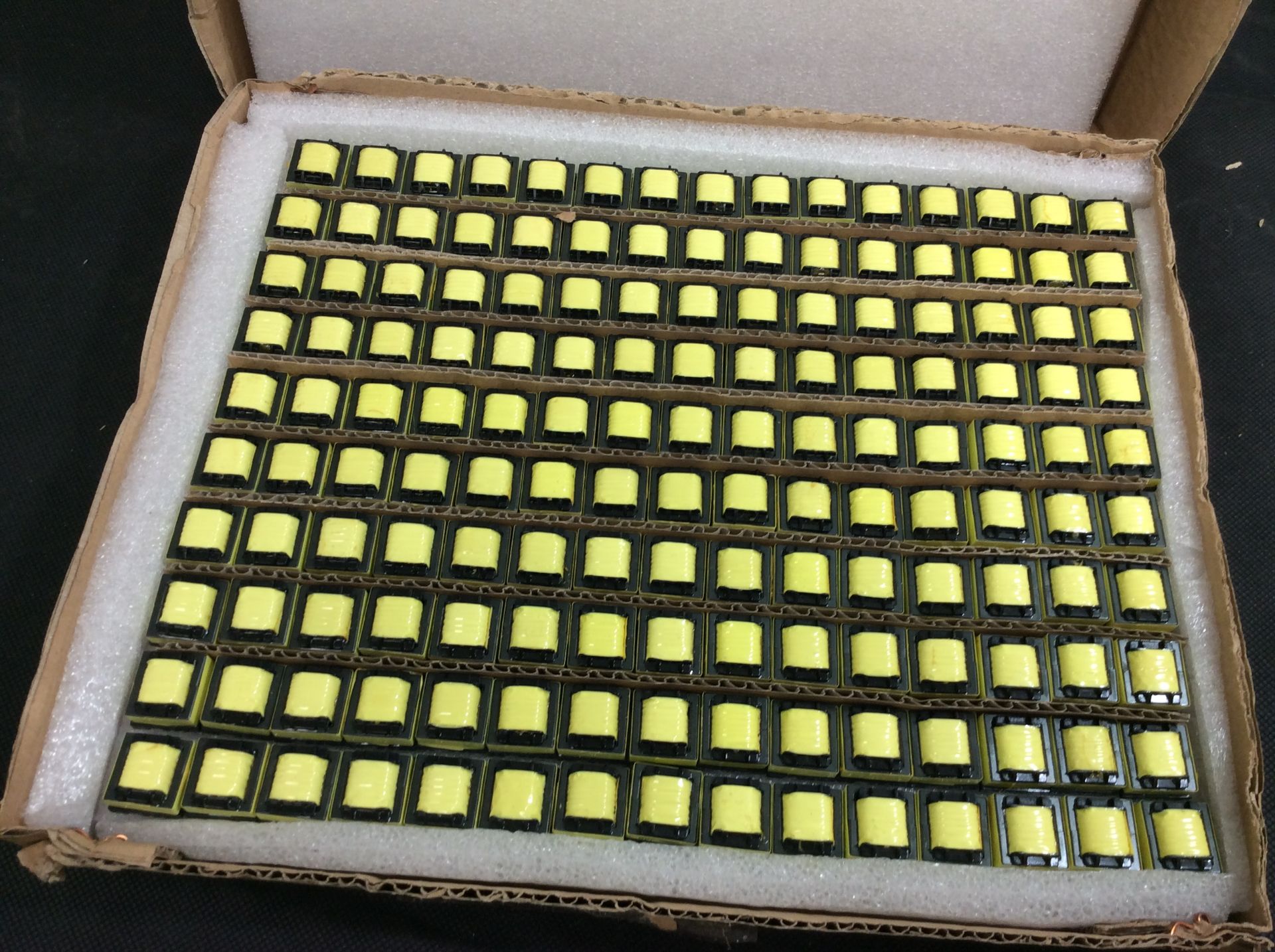 new stock box containing 150 pcb mount lamp transformer (8 legs)