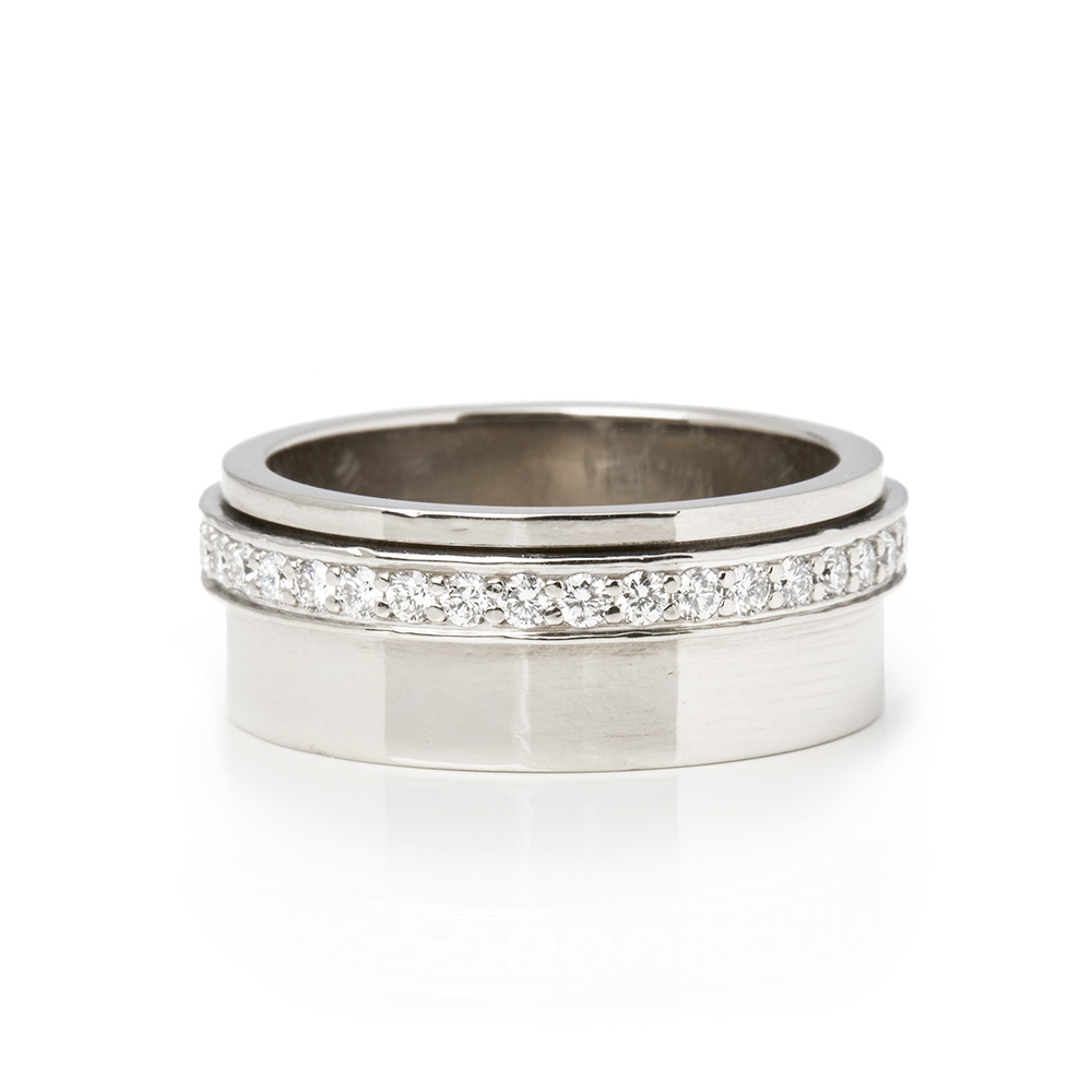 Piaget 18k White Gold Diamond Possession Ring - Image 8 of 8