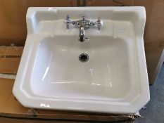 660 x 500mm Savoy Traditional Pedestal Sink w/Bensham Taps RRP £189