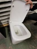 Boxed Epernay Wall-Hung Toilet Pan w/Soft Close Toilet Seat & Fixings RRP £179