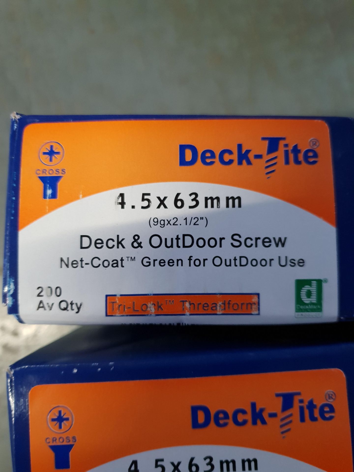 2000 - 63mm decking screws