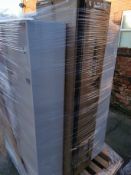 Single Large Pallet of Mixed Bathroom Fixtures Fittings & Accessories