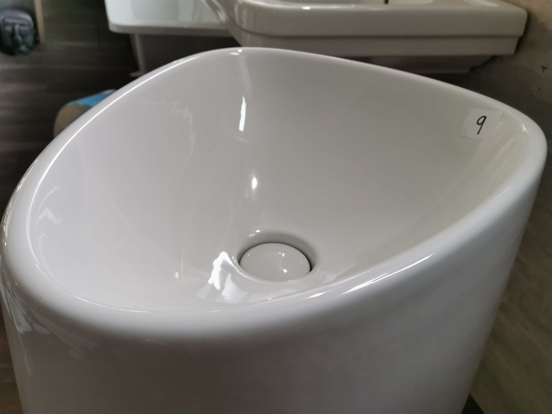 Designer Oval Bathroom Sink Unit RRP £899 - Image 3 of 3