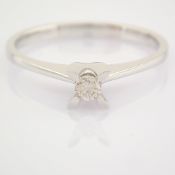 14 White Gold Diamond Solitaire Ring