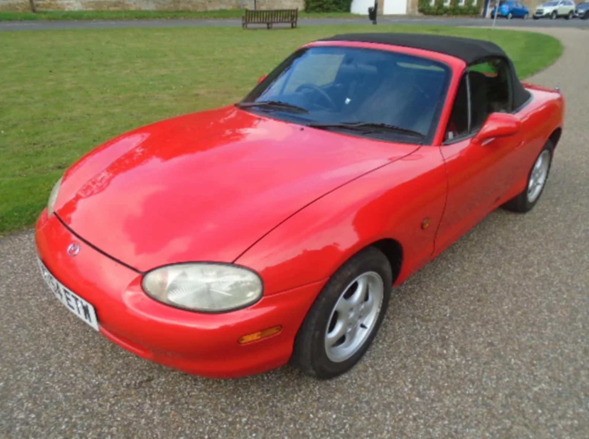 2000 Mazda MX5 auto - Image 5 of 6