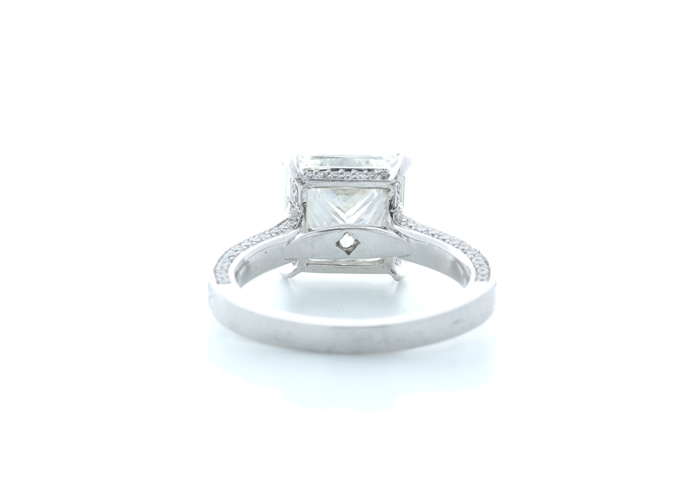 18ct White Gold Princess Cut Diamond Ring 5.13 (4.33) Carats - Image 3 of 5