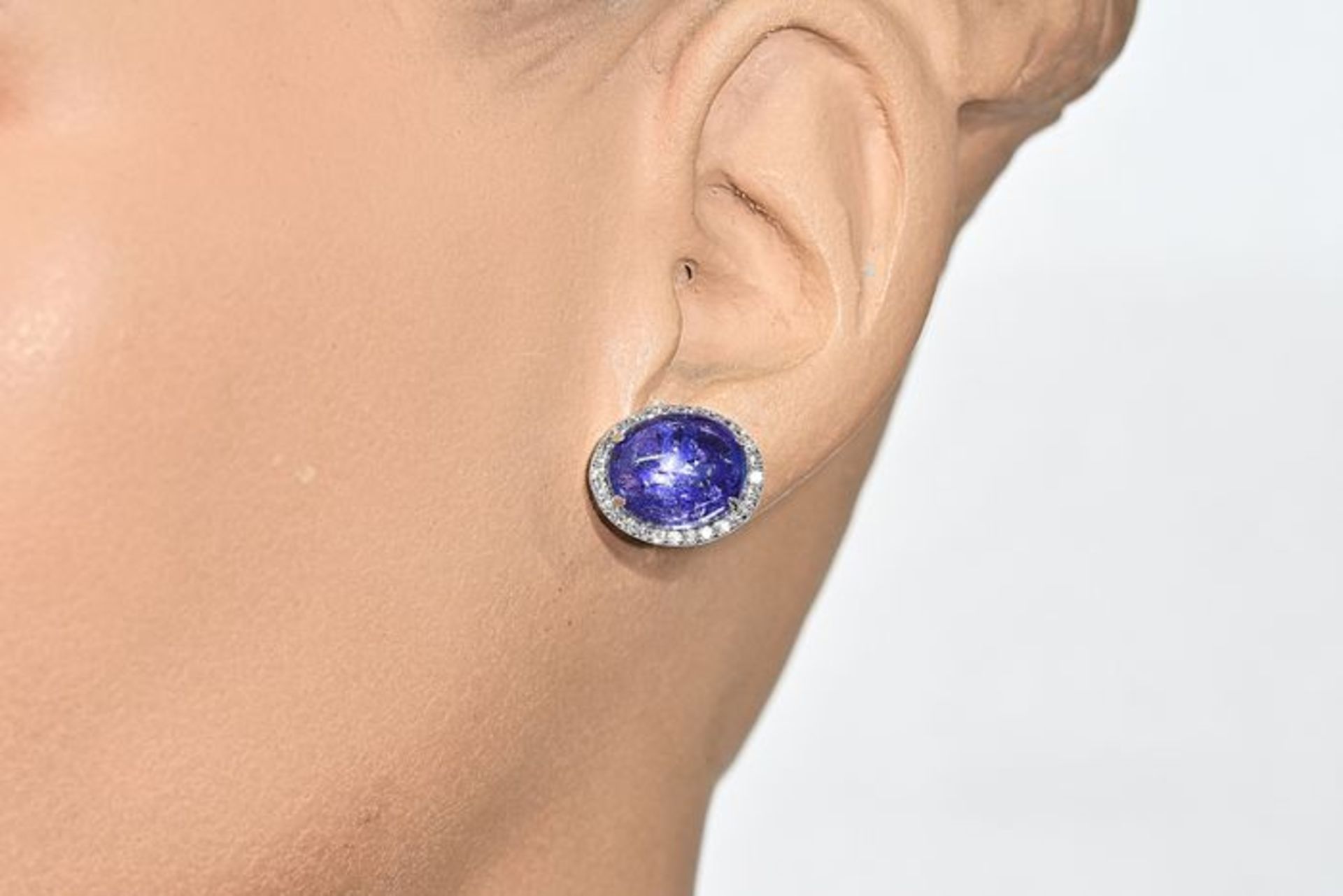 Earrings - 17.16 Ct. Tanzanite - Diamonds - Image 5 of 7