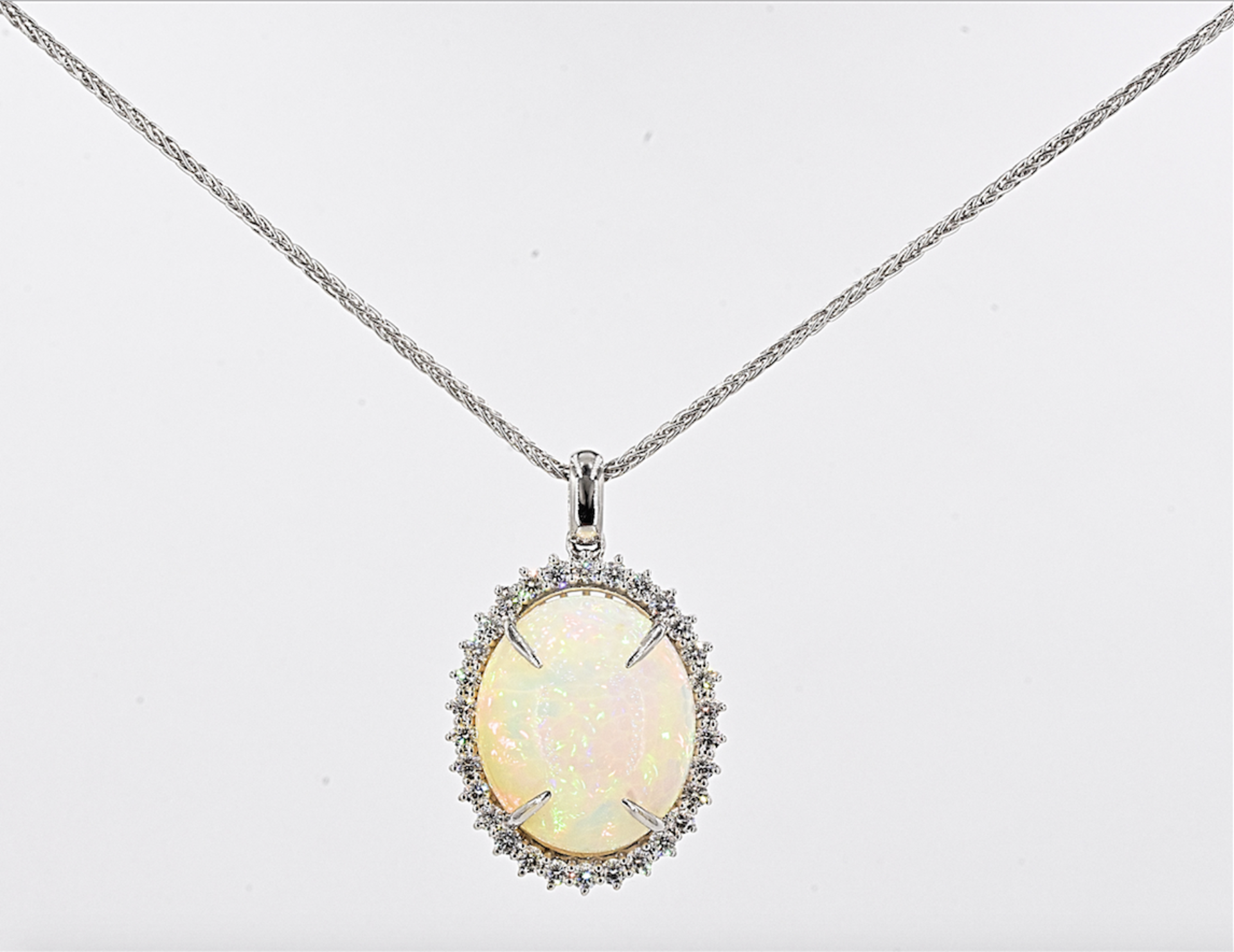 Necklace - 31.10 Ct. Opal - 1.88 Ct Diamonds - Image 2 of 7