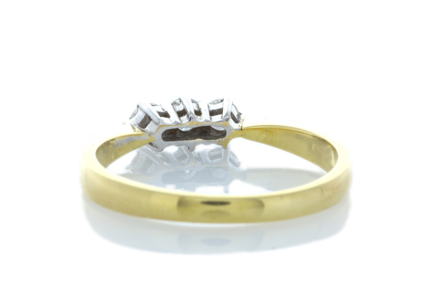 9ct Yellow Gold Three Stone Claw Set Diamond Ring 0.25 Carats - Image 3 of 4