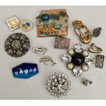 Costume Jewellery Vintage Parcel of Brooches Ear rings etc