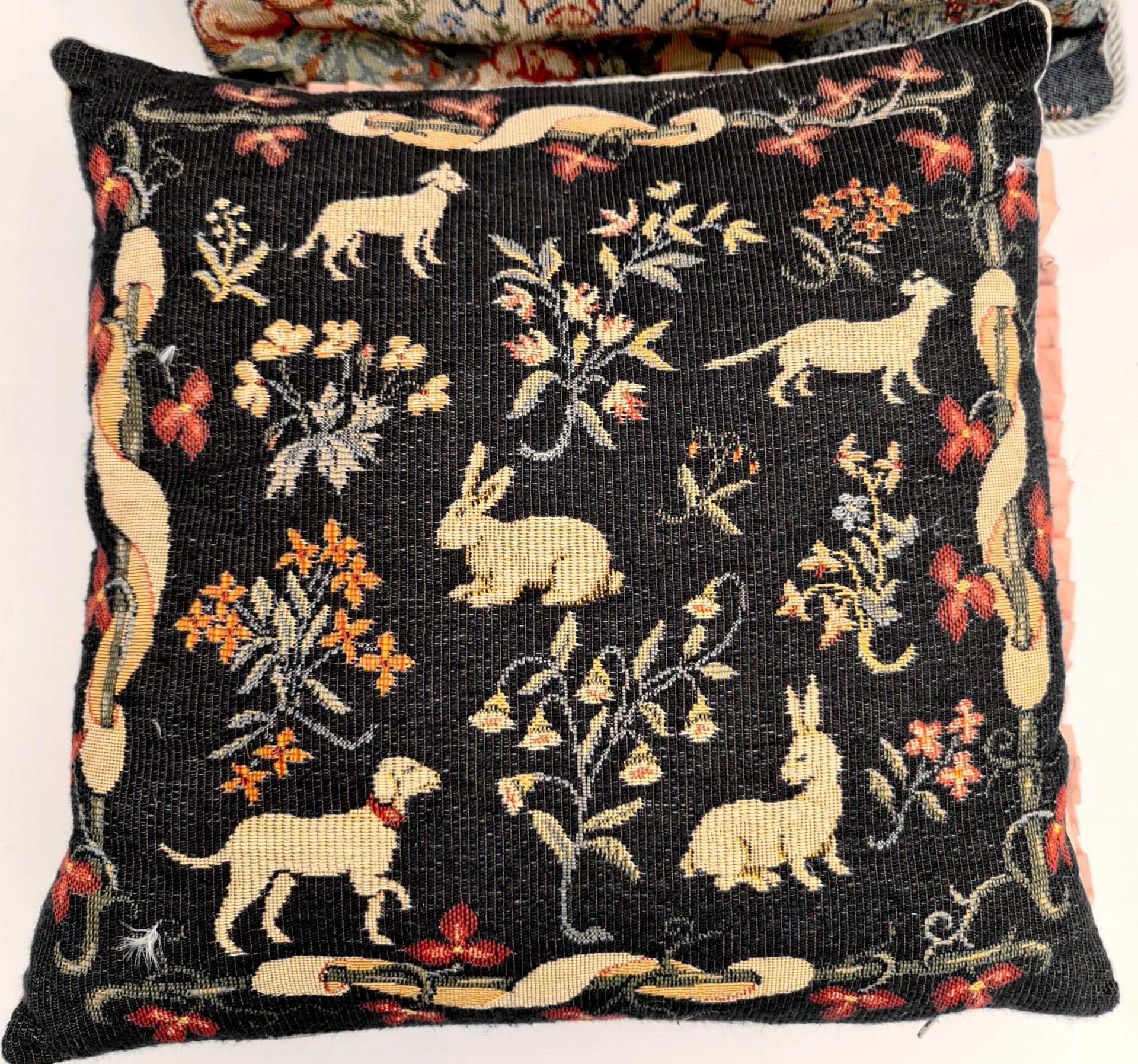 Vintage 4 x Embroidered Cushions Includes Hair & Hounds - Image 2 of 5