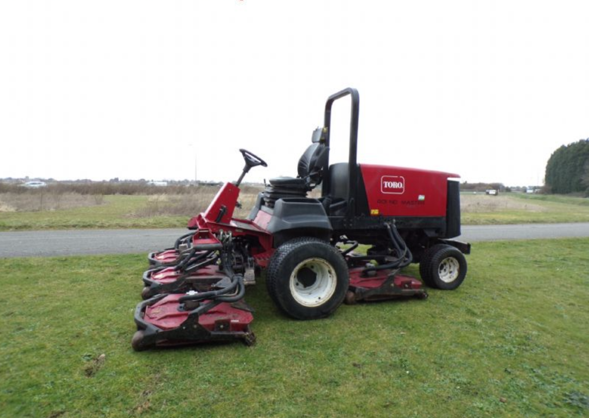 TORO 4500D GROUNDSMASTER ROTARY OUTFRONT MOWER - Image 2 of 6