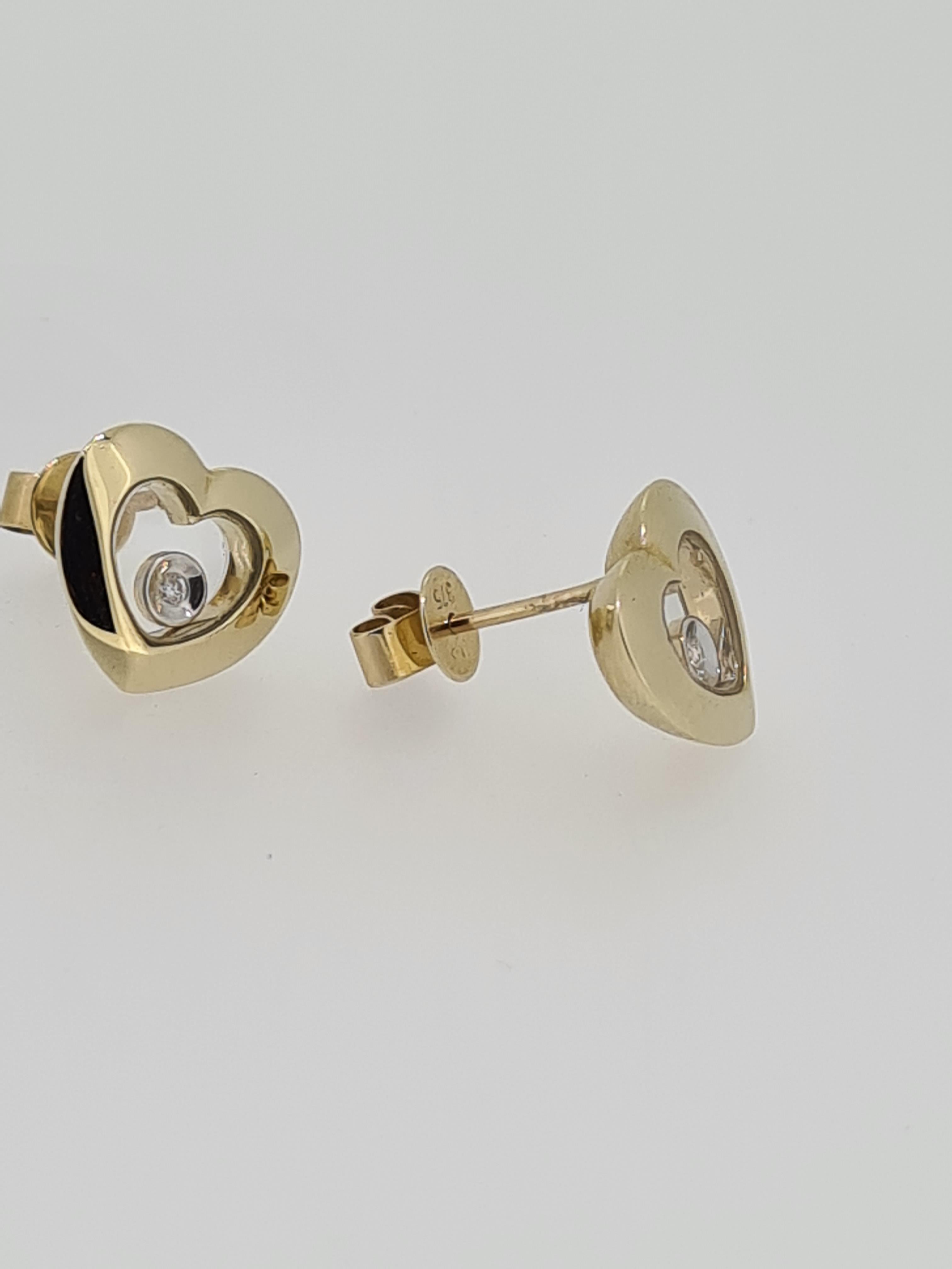 9ct yellow gold floating diamond hert stud earrings - Image 2 of 4