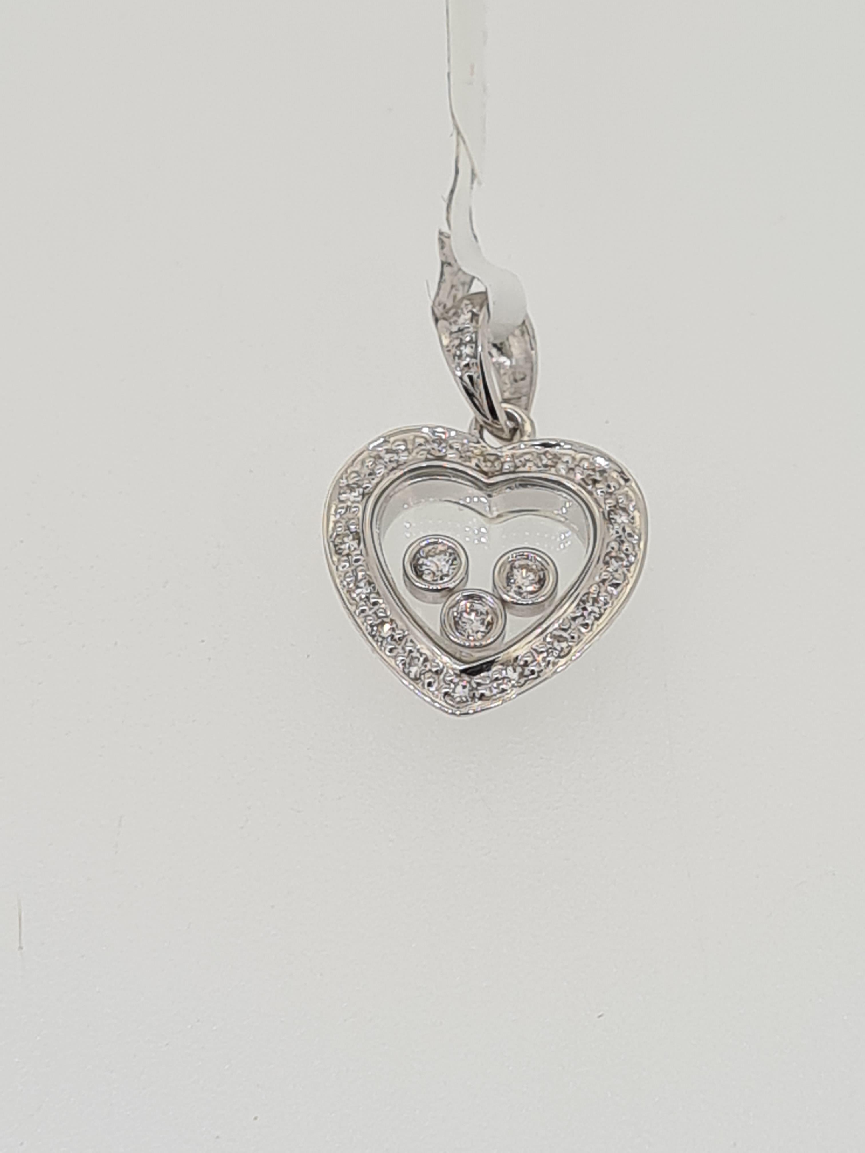 18ct hallmark white gold diamond set pendant - Image 3 of 3