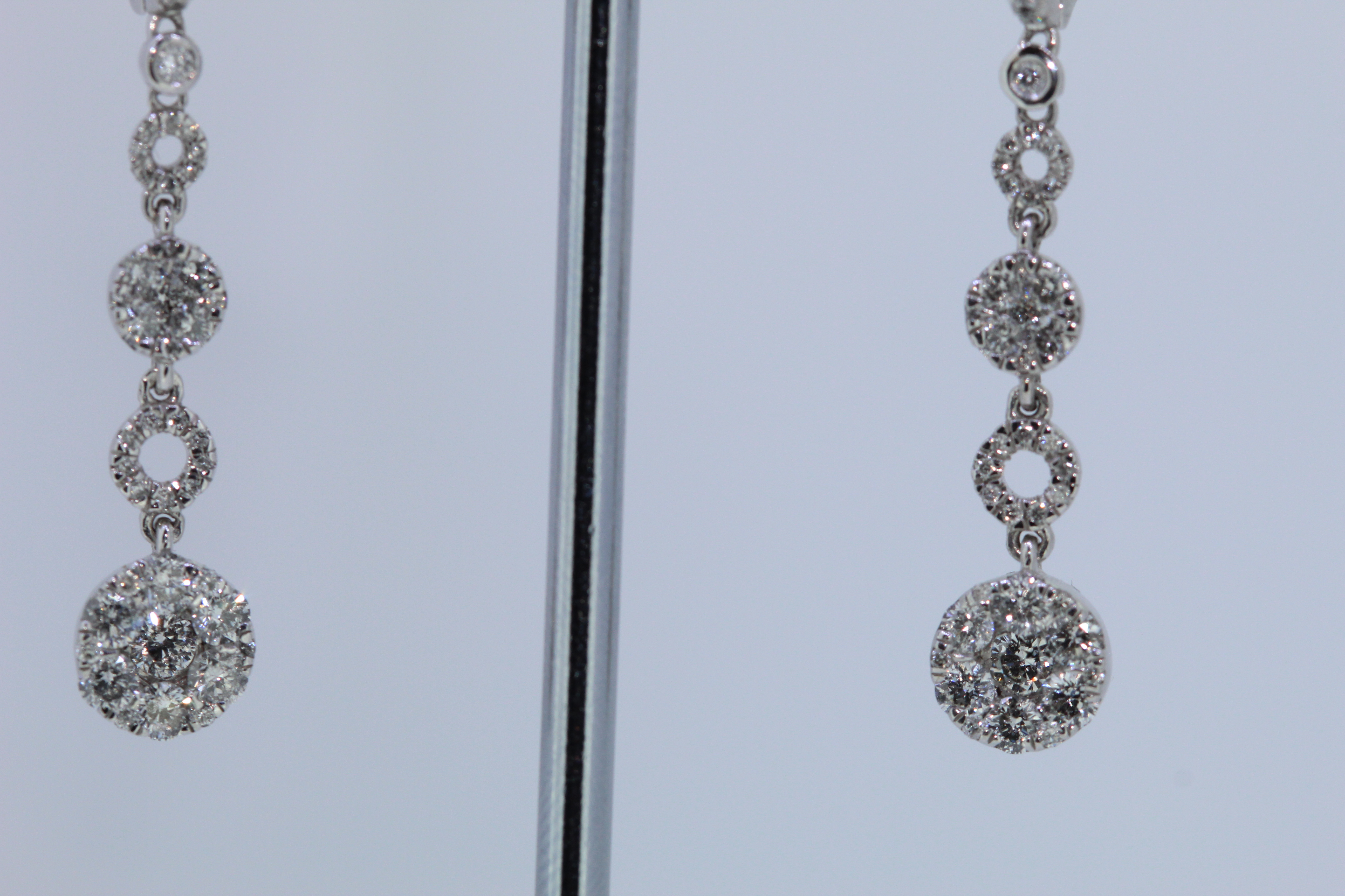 14ct Hallmark White Gold Diamond Set Drop Earrings - Image 3 of 3