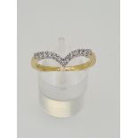 18ct uk hallmark wish bone diamond ring