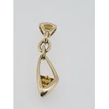 9ct uk hallmark yellow gold citrine set pendant