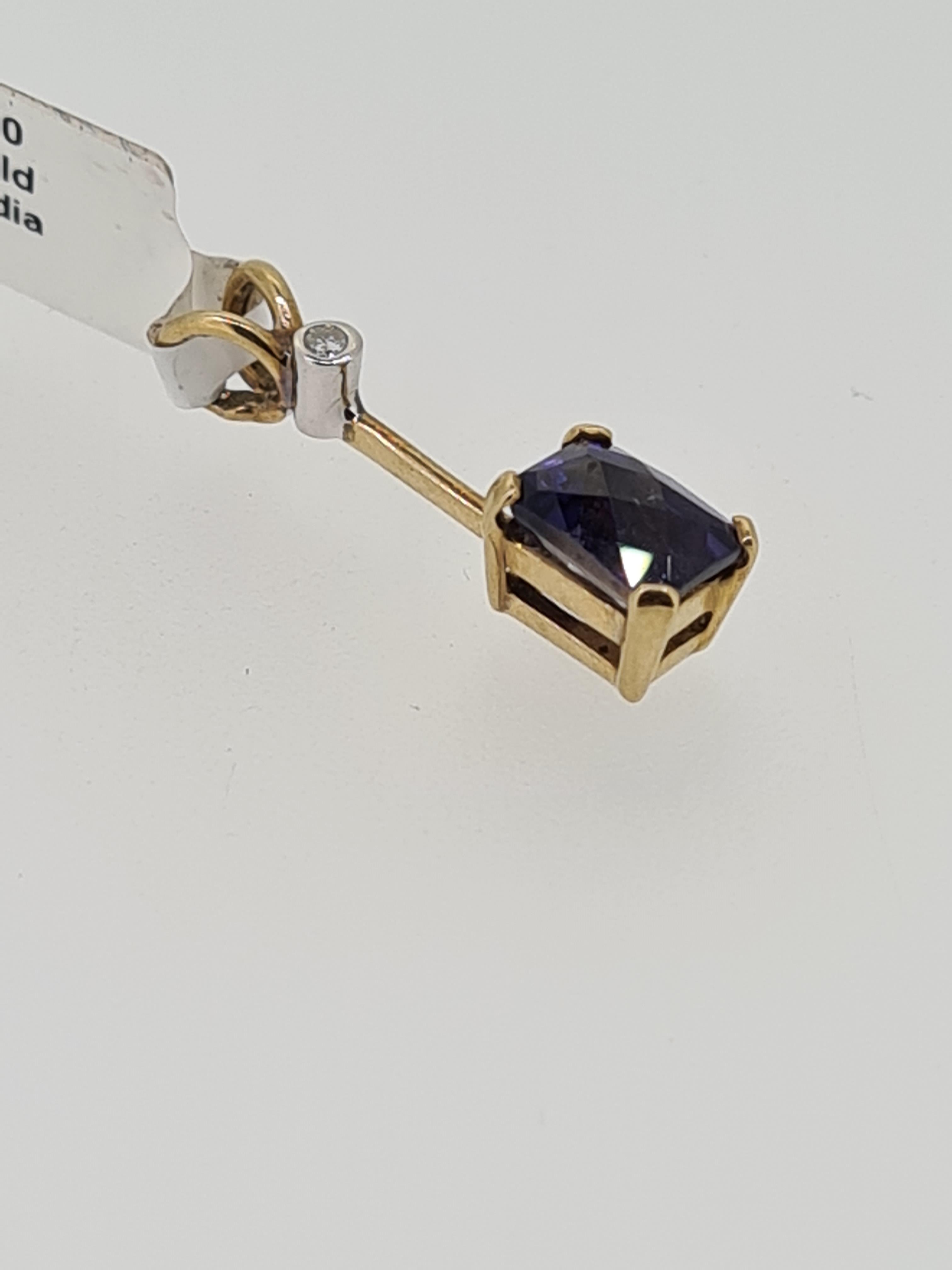9ct yellow gold iolite and diamond pendant - Image 2 of 4