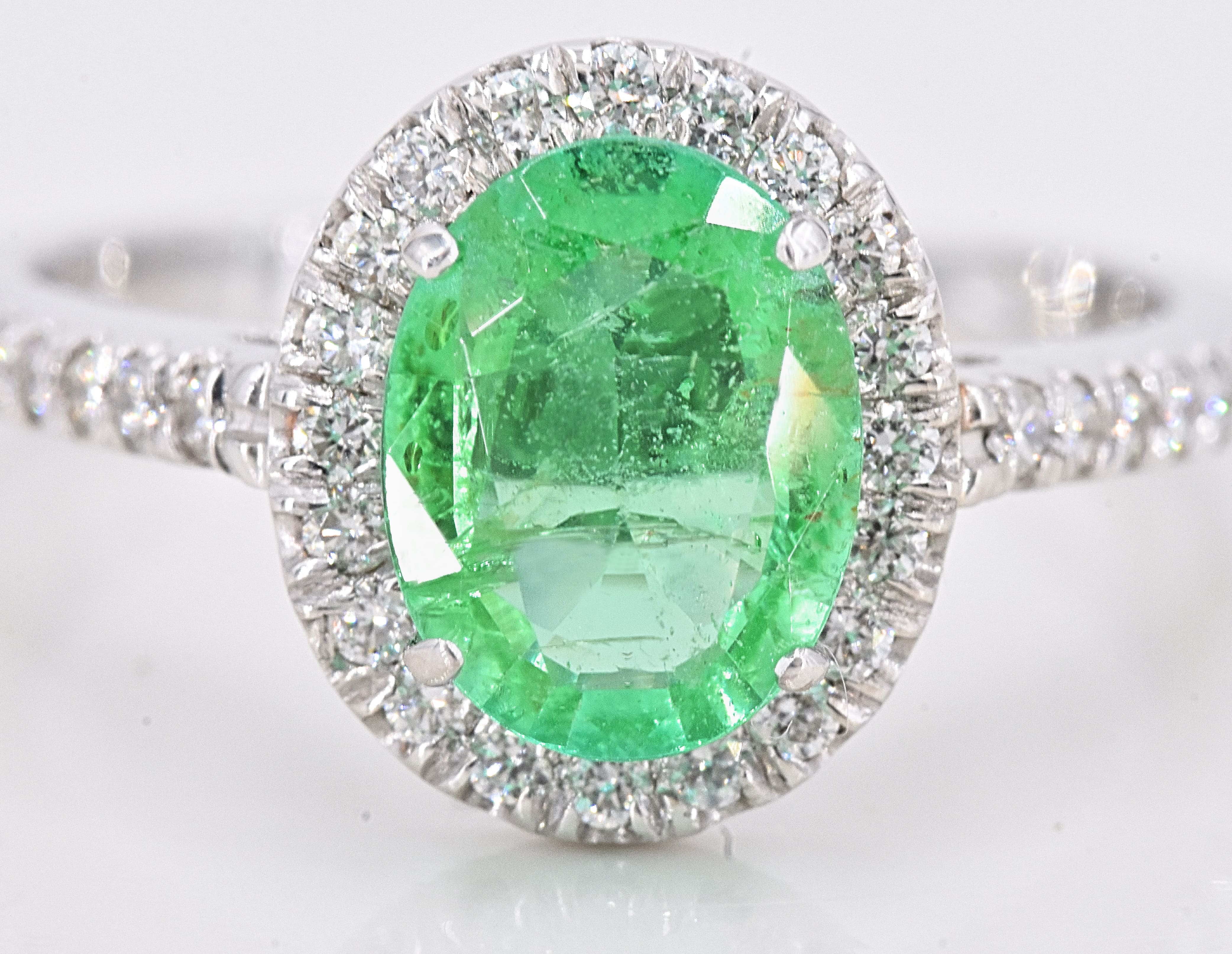Ring - 1.47 ct Emerald - Diamond - Image 2 of 6