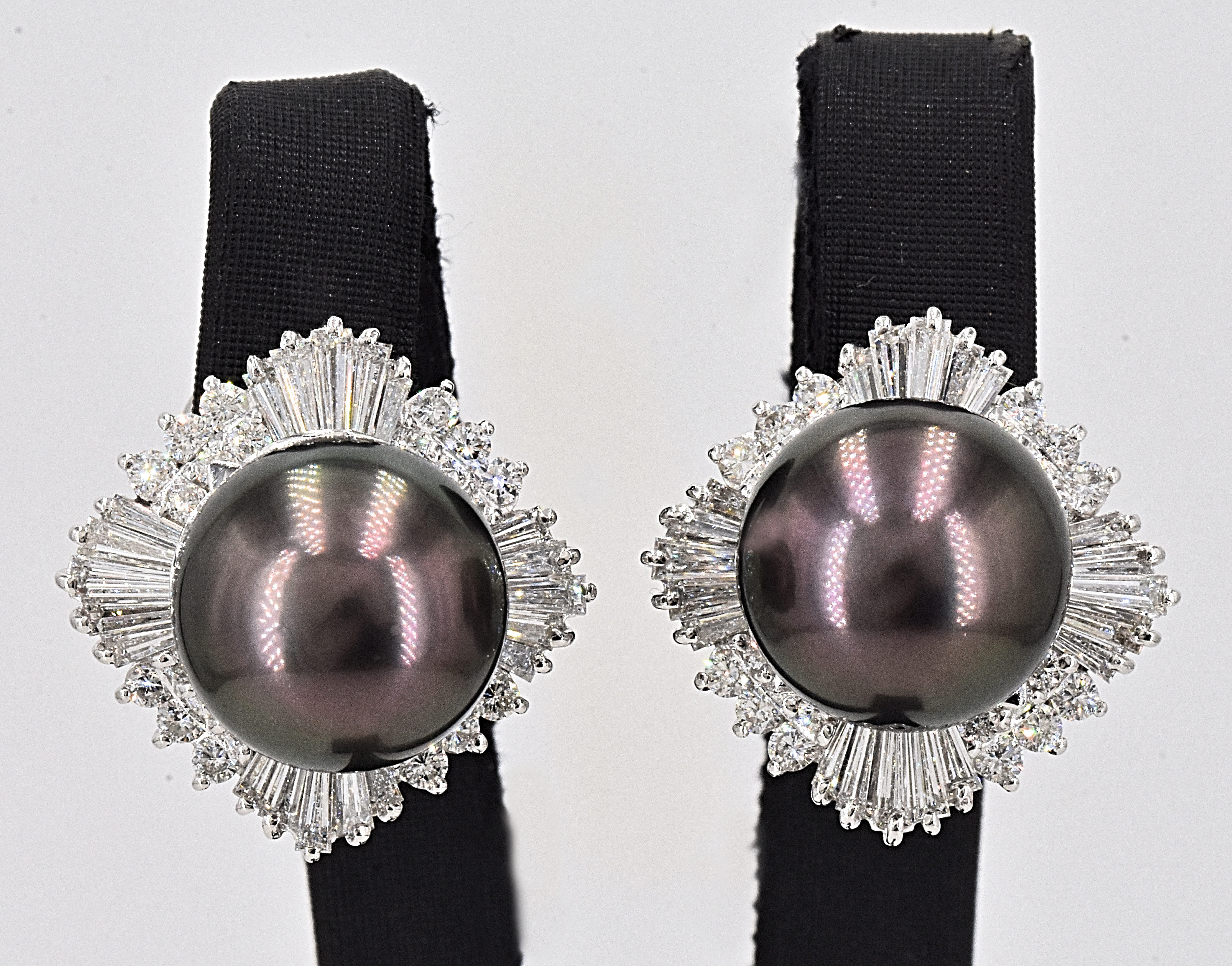 Earrings Pearl - 3.62 Ct Diamonds