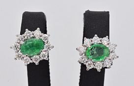 Earrings - 1.88 ct Emerald - 1.03 ct Diamonds