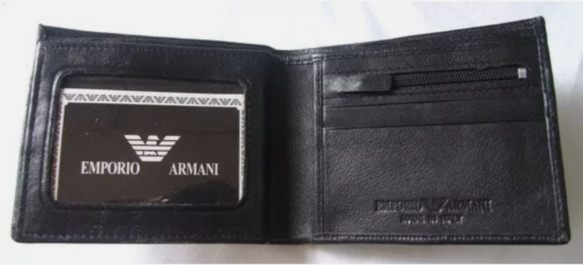 Emporio Armani Men's Leather Wallet - New With Box - Image 5 of 6