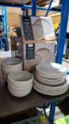 (R2K) Kitchen. 18 Piece Stoneware 2 Tone Dinner Set (Grey / White)