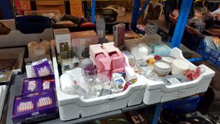 (R1I) Household. A Quantity Of Mixed Candles / Scent Items To Include Yankee Candle. Sugared Pl
