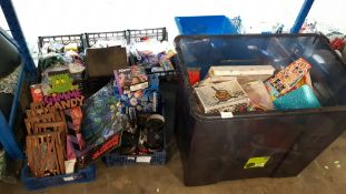 (R1C) Mixed Lot. Contents Of Large Container & Floor. To Include Mixed Small Toys, Stationary Ite