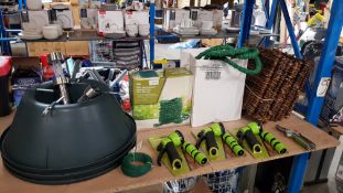 (R3J) Gardening. 14 Items. To Include 3 X Tree Holder, 3 X 3 Piece Spray Gun. 1 X 30M Expandable