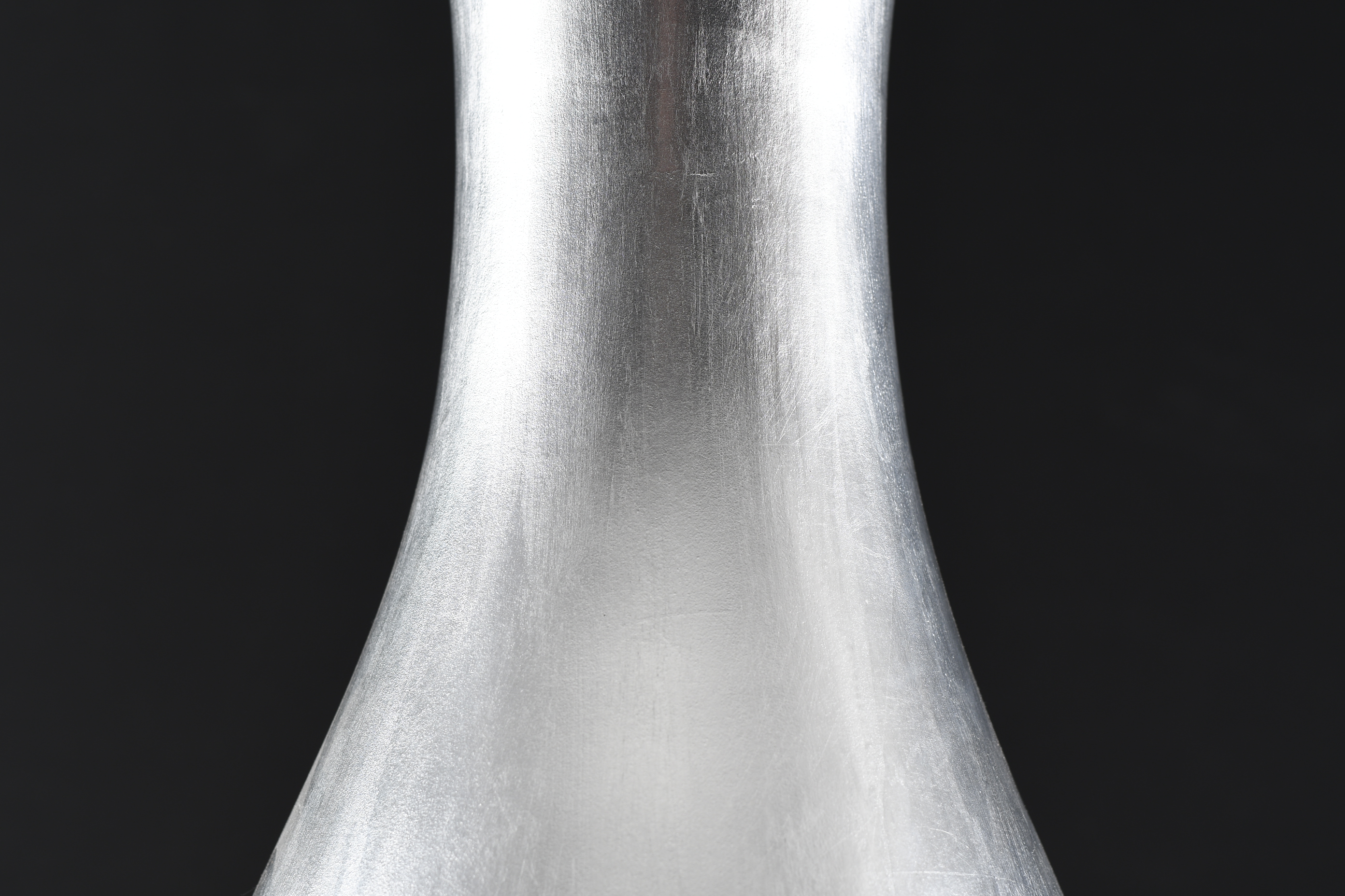 3ft Porcelain Silver Leaf Vase - Image 7 of 8