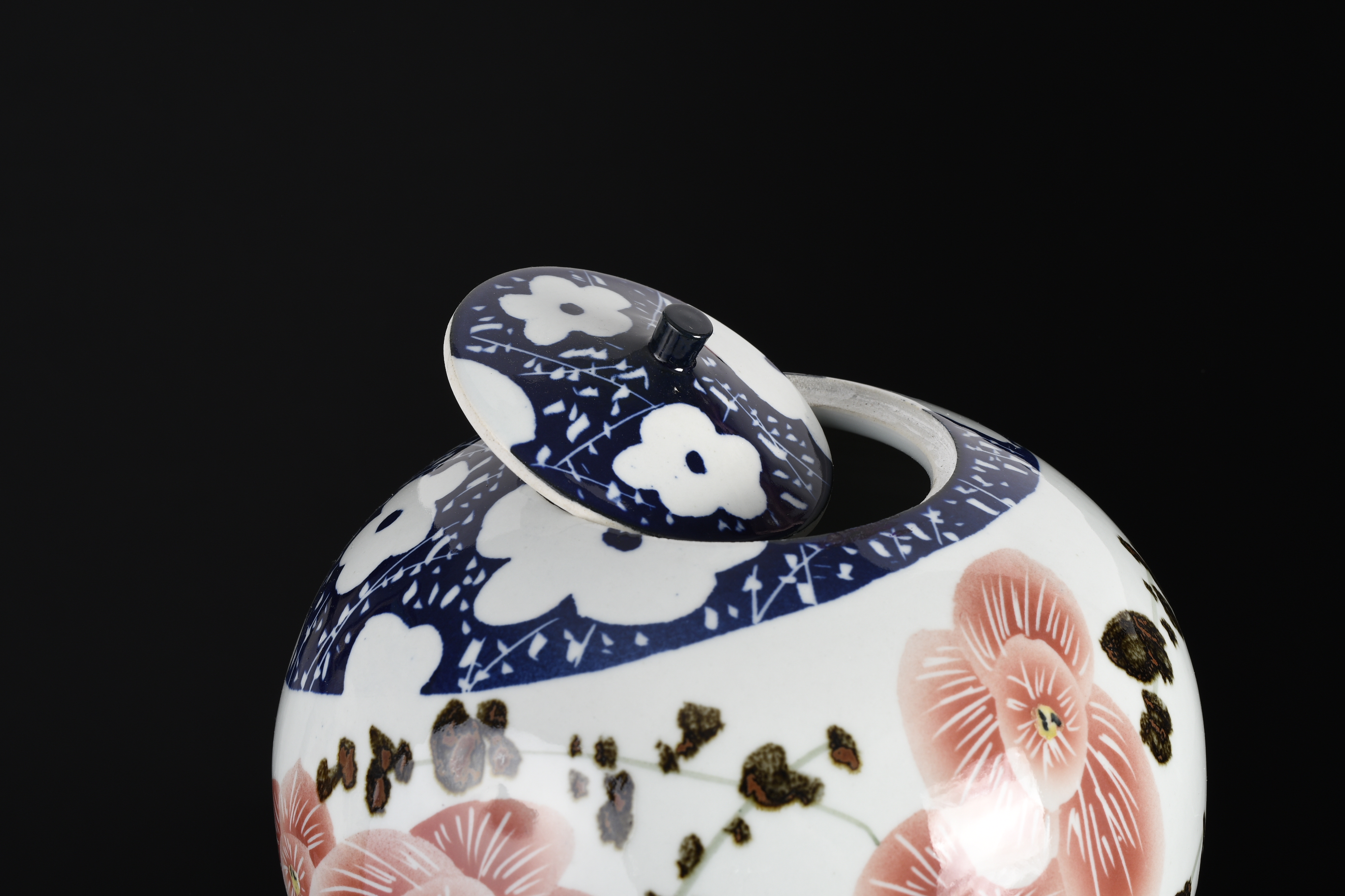 Multicoloured Hand Painted Oriental Porcelain Melon Pot - Image 2 of 5