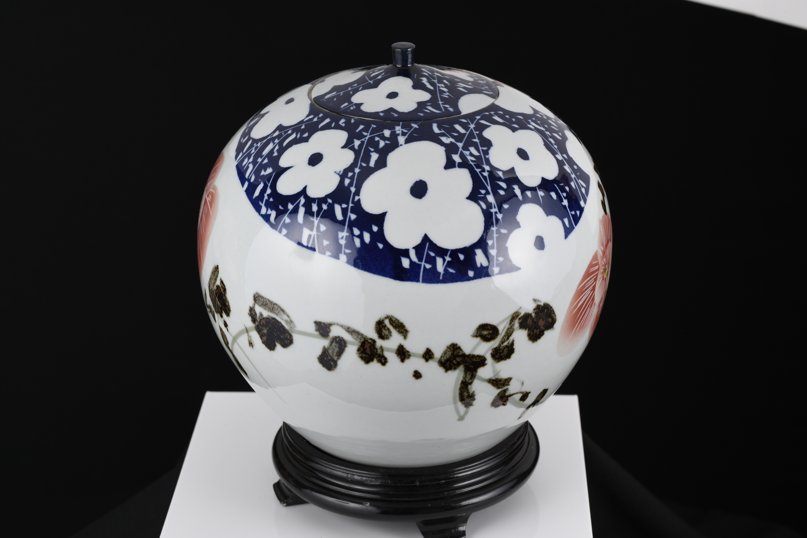 Multicoloured Hand Painted Oriental Porcelain Melon Pot - Image 3 of 5