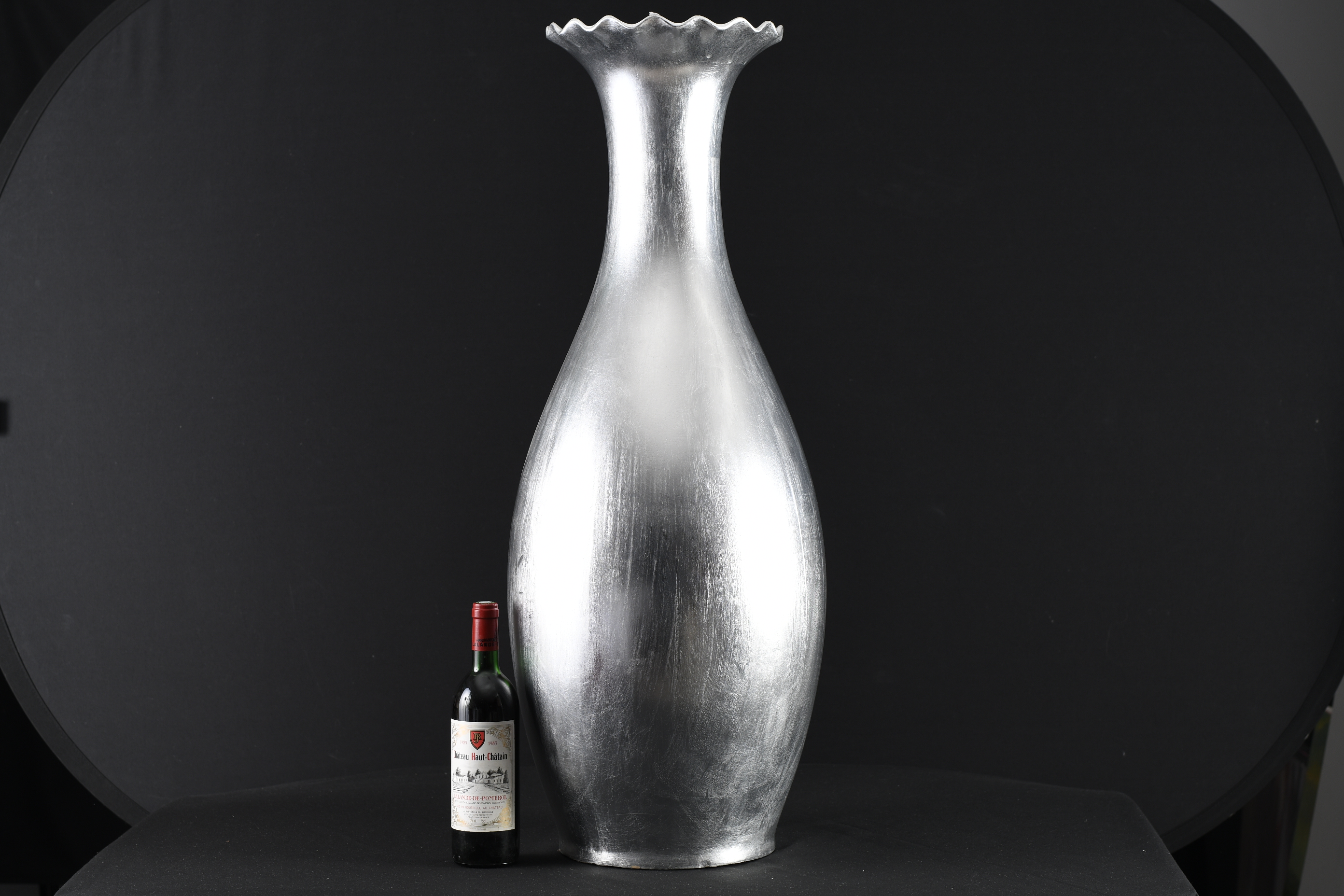 3ft Porcelain Silver Leaf Vase - Image 2 of 8
