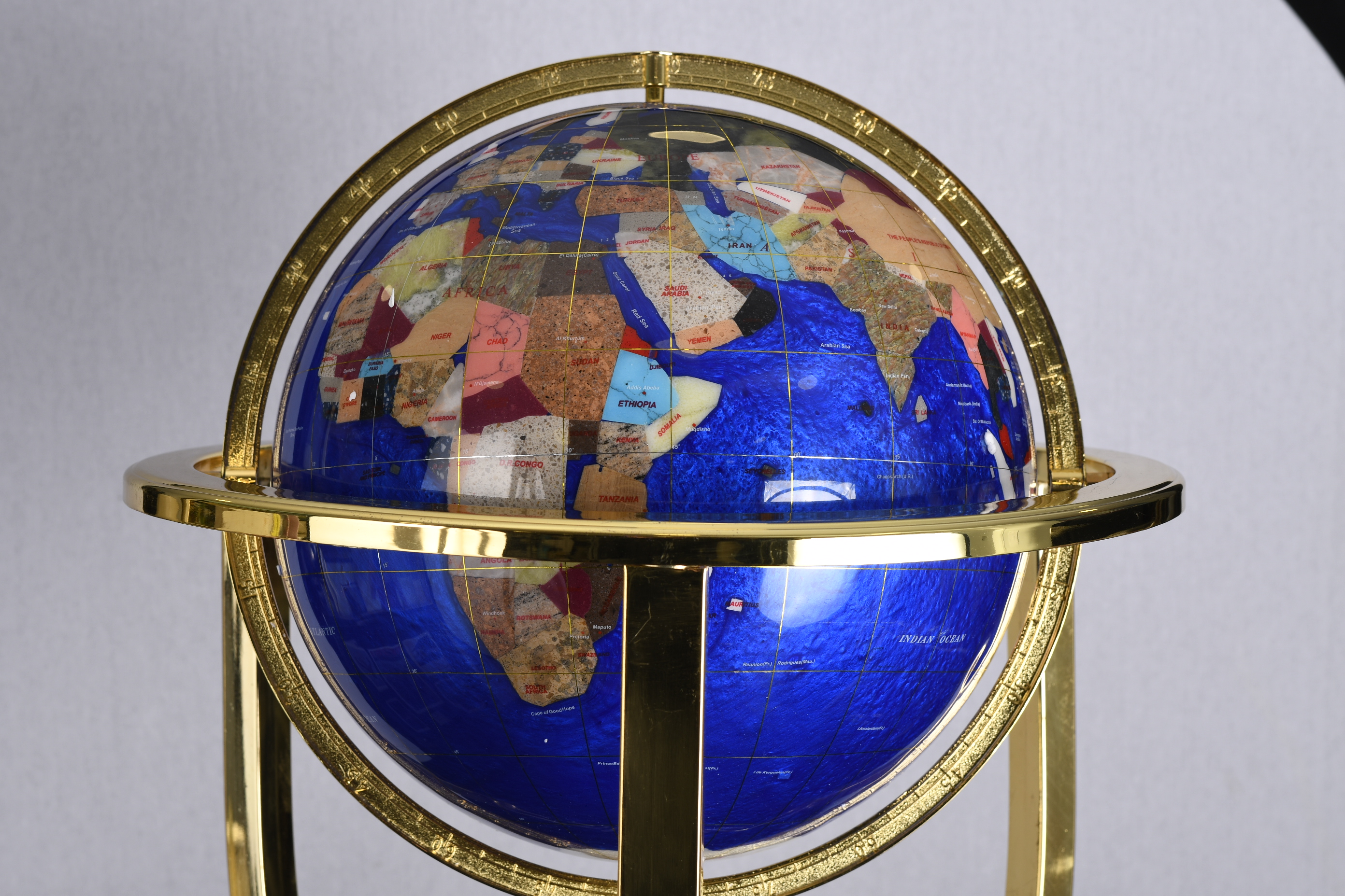 Handmade Semi-Precious Gem Stone Globe on Stand - Image 4 of 17