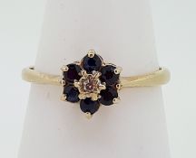 9ct (375) Yellow Gold Sapphire & Diamond Daisy Cluster Ring