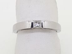 18ct (750) White Gold 0.20ct Princess Diamond Rub Set Ring