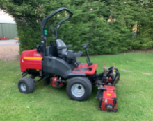 TORO LT3340 TRIPLE RIDE ON MOWER