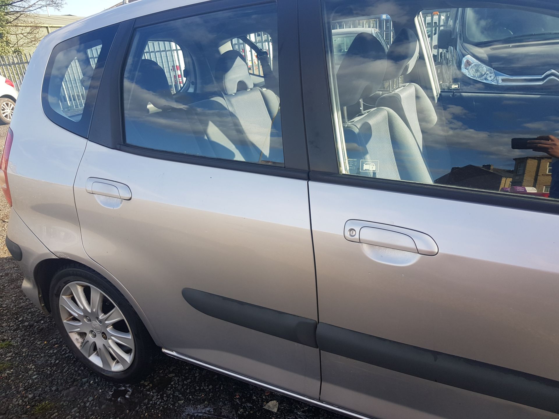 Honda Jazz Automatic - Image 10 of 27