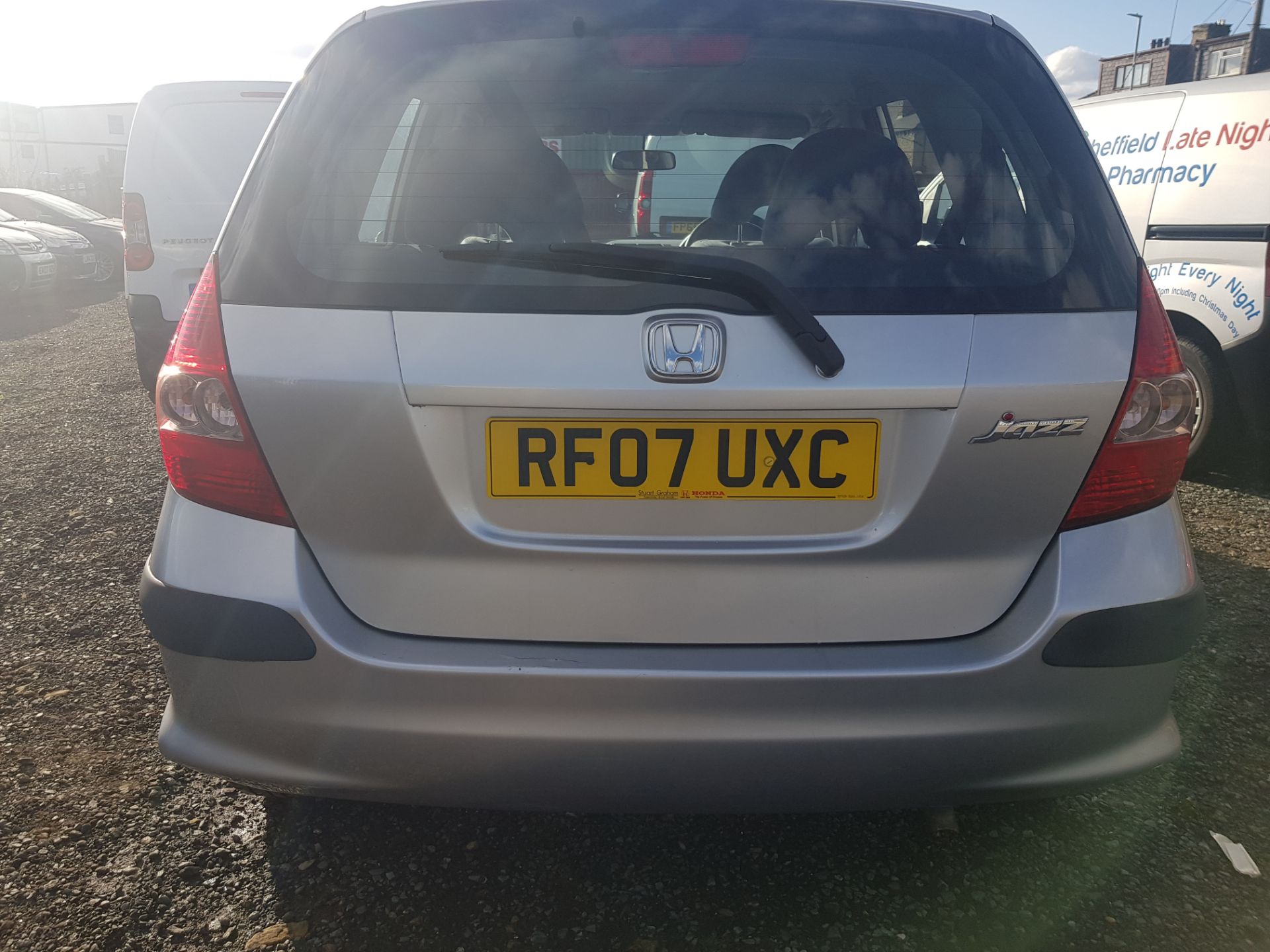 Honda Jazz Automatic - Image 13 of 27