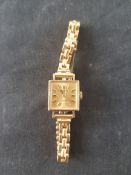 Accurist 9ct Gold Ladies Watch.