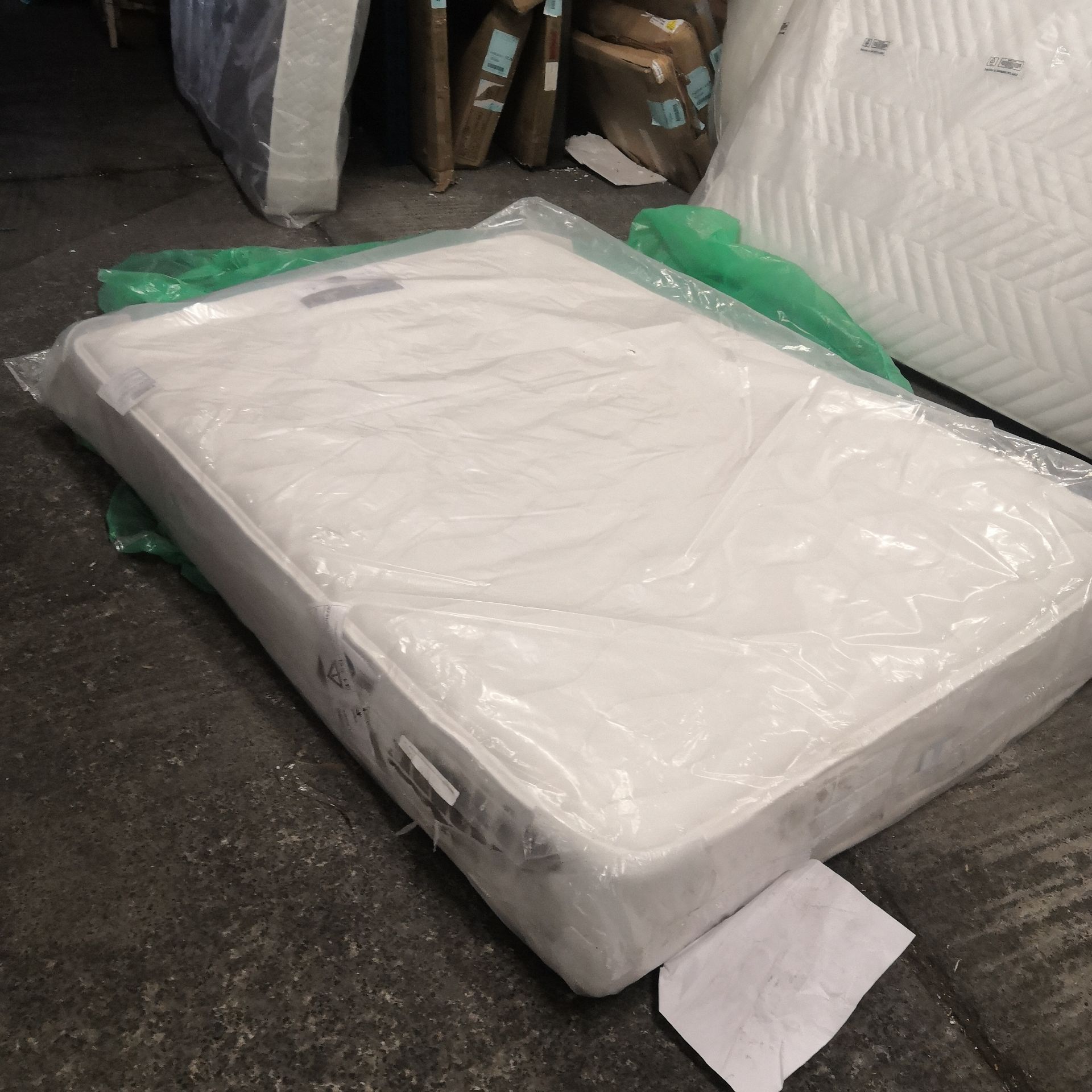 Silentnight 1000Pocket Mirapocket [Grade 2] Double Mattress