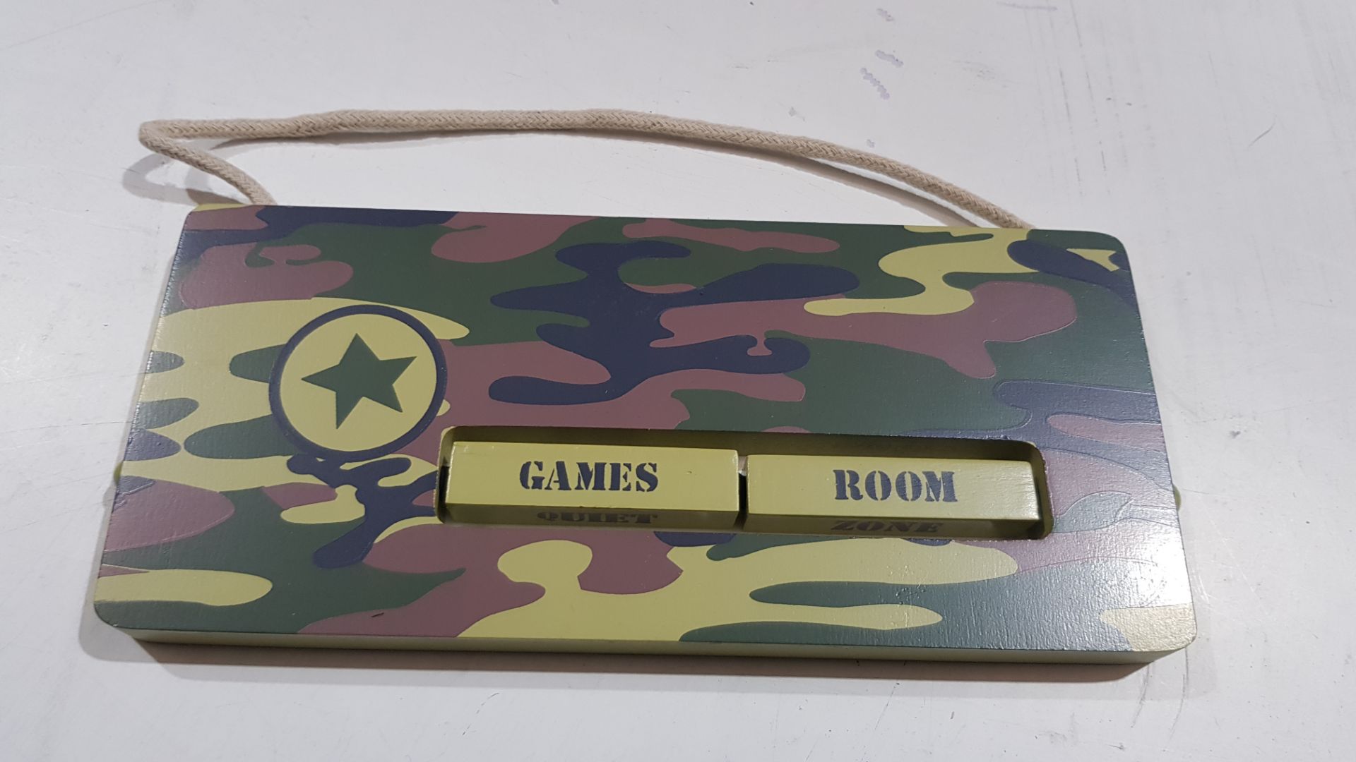 (R6I) Household. Approx 72 X Rotating Message Door Sign. (Games Room, Quiet Area, TV Zone etc) New - Image 3 of 5
