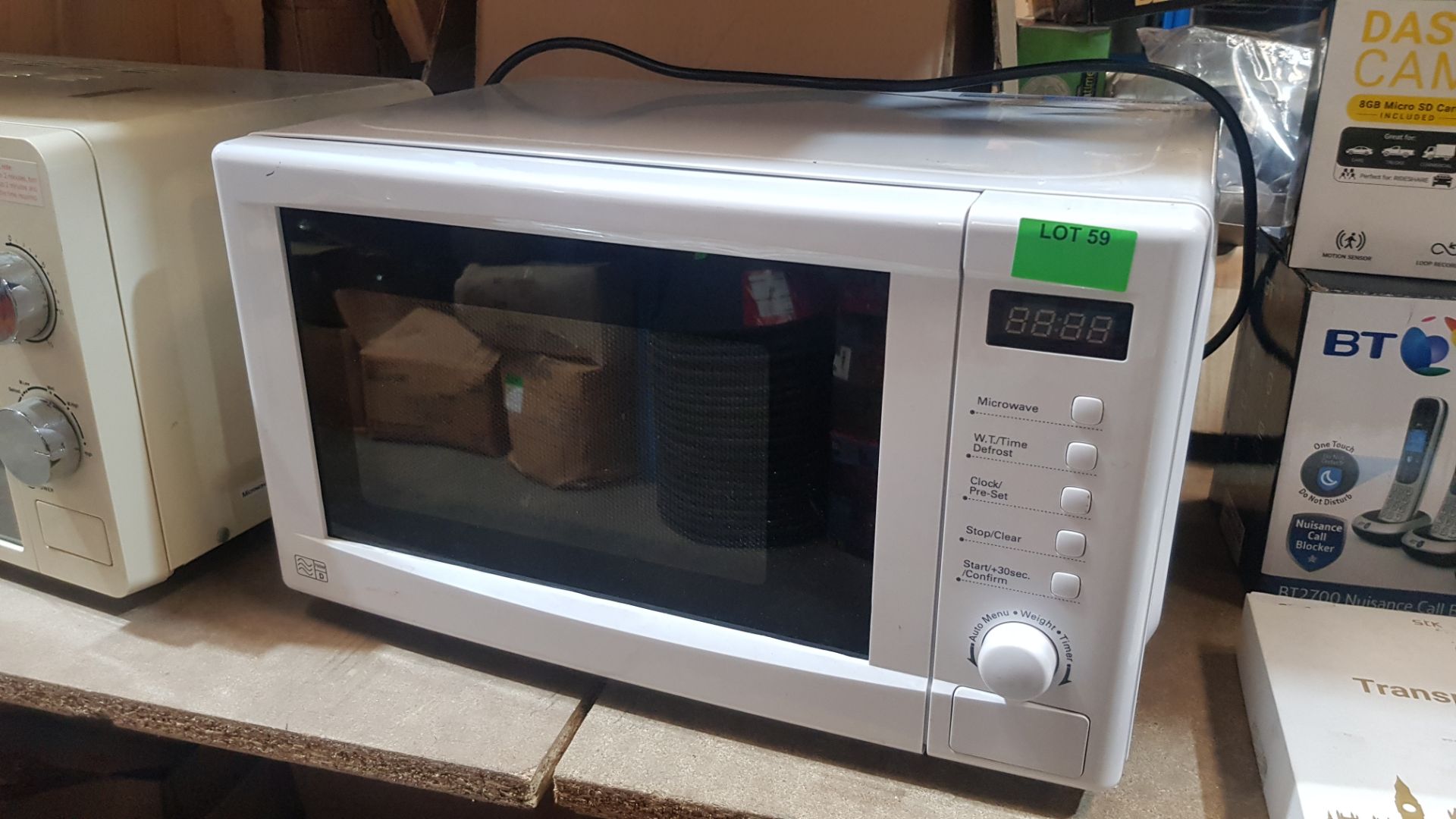 (R6E) Kitchen. 1 X 700W Microwave Oven White (Model GDM301W-16) (Clean, Appears New) - Image 3 of 3