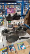(R4N) Kitchen. 1 X 5 Piece Non Stick Aluminium Pan Set (New)