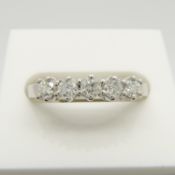 An 18ct white gold 0.50 carat 5-stone diamond ring.