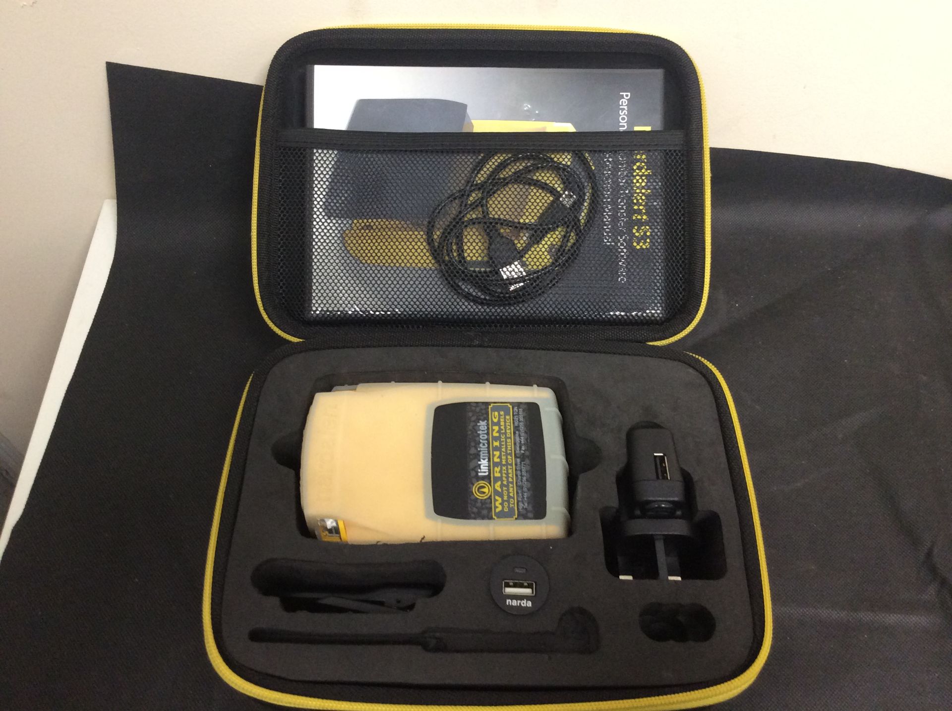 Narda 98899 nardalert s3 mainframe personal radiation monitor