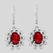 18K White Gold Ruby Cluster Earring Total 3,60 Ct.